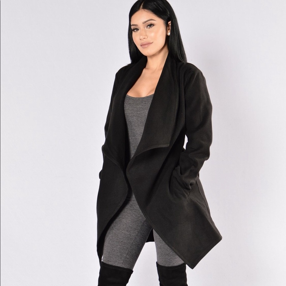 Fasion Nova Manhattan Coat Black